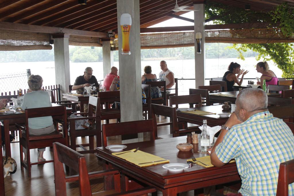 Thumbelina Apartments & Hotel Aluthgama Luaran gambar