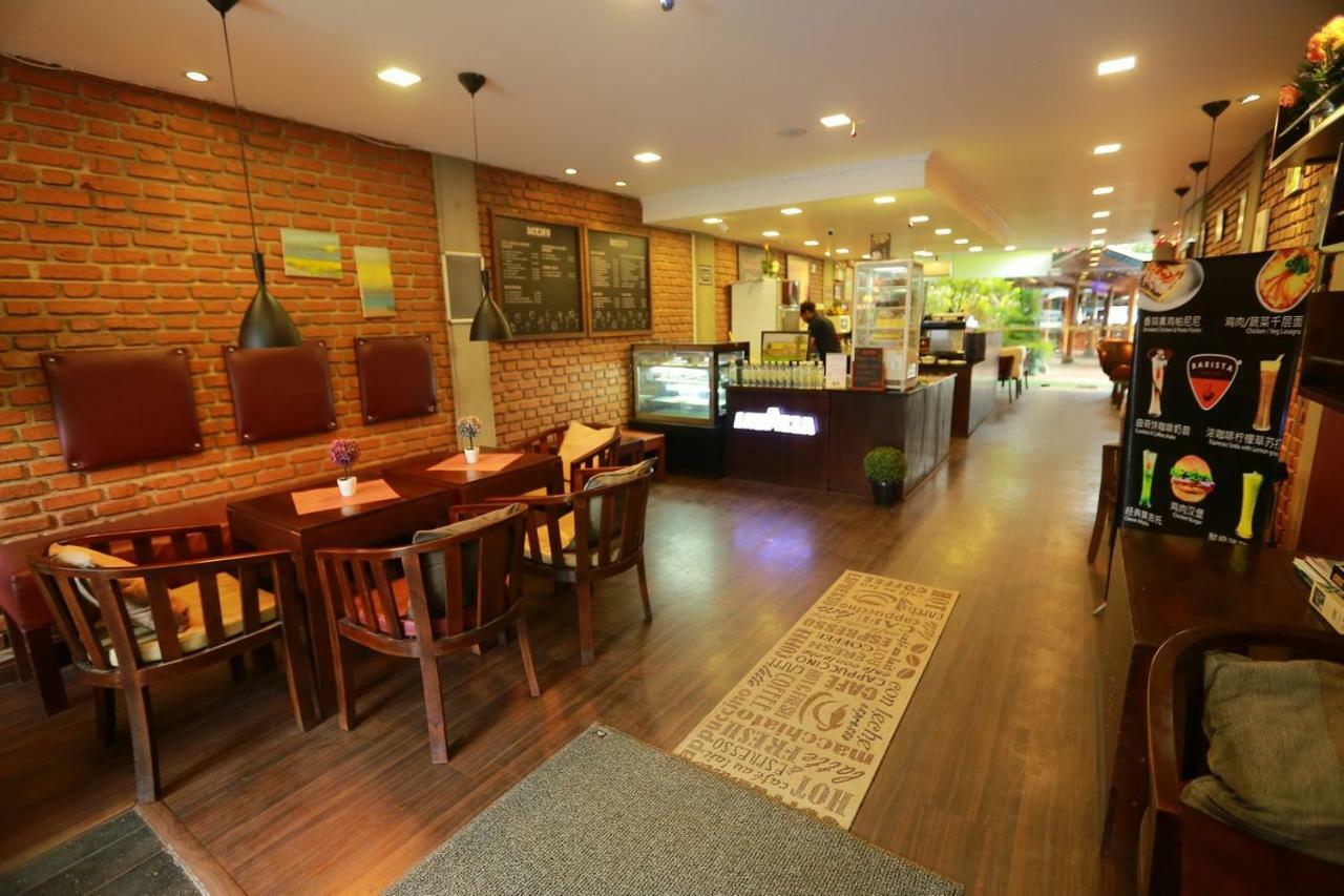 Thumbelina Apartments & Hotel Aluthgama Luaran gambar